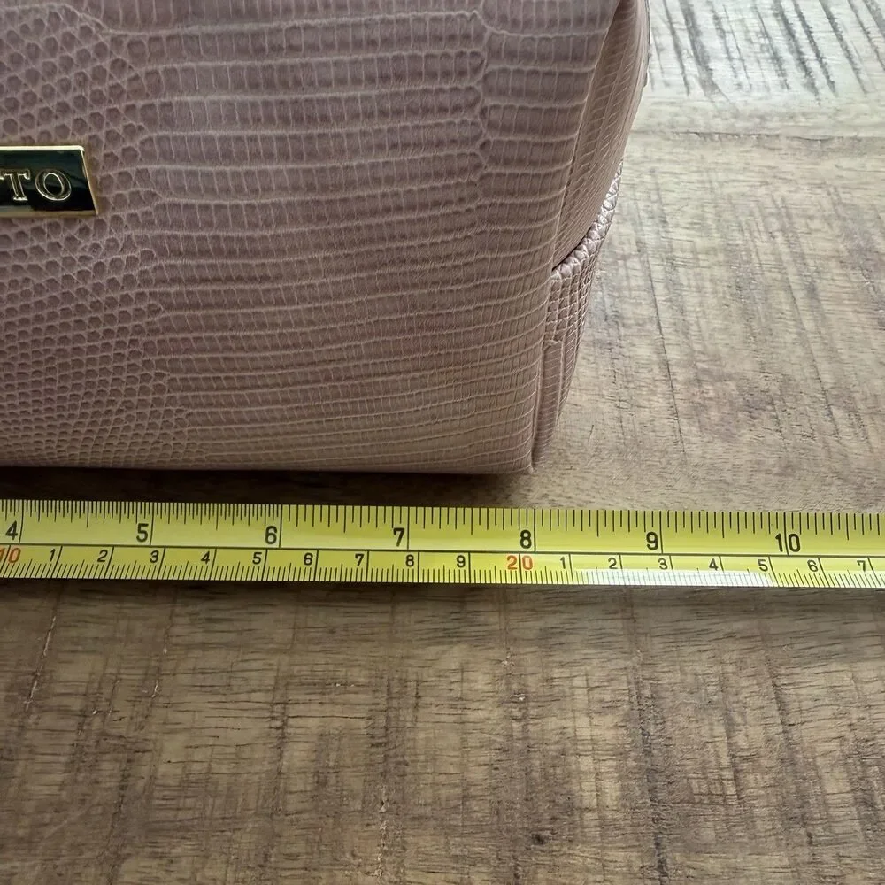 Vince Camuto nwt vince